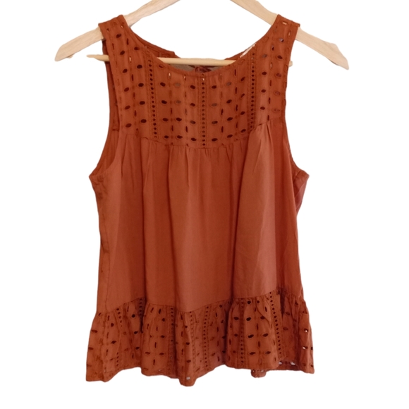 Abercrombie & Fitch Tops - Abercrombie & Fitch sleeveless burnt orange tank top